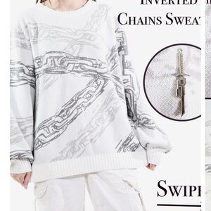 Gray and White Crew Neck Sweater with Artistic Chain Pattern